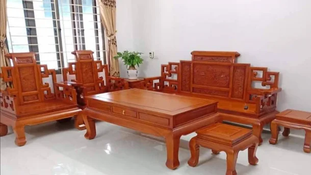 Cách chọn bàn ghế phòng khách gỗ hương sang trọng