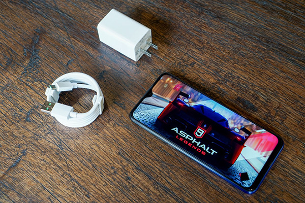 Công nghệ sạc nhanh VOOC trên Oppo F9 có những ưu điểm nổi trội nào?