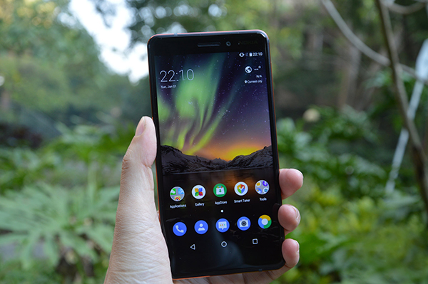 Đánh giá chi tiết Nokia 6.1: Cấu hình mạnh mẽ, camera Zeiss, thiết kế hoài cổ, giá bán 6,6 triệu