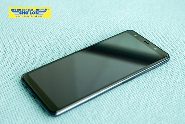 Đánh giá Galaxy A7 (2018): Tiếp cận gần hơn đến phân khúc cao cấp