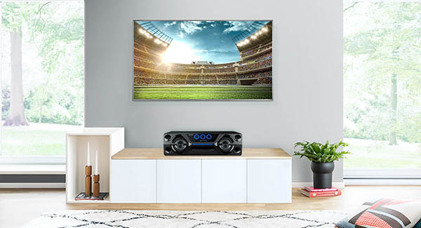 Panasonic UA3 – Dà nâm thanh hoàn hảo cho bữa tiệc tân niên