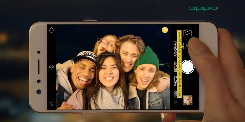 Cách chụp ảnh đẹp bằng camera trước với tính năng selfie góc rộng
