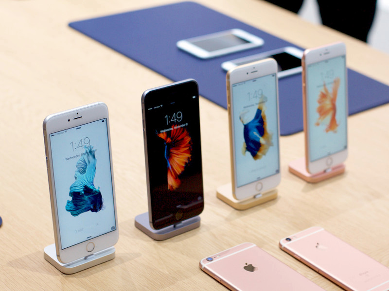 Điện thoại iPhone hàng trưng bày là gì?