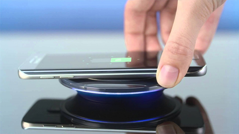 Những lưu ý khi sử dụng sạc không dây trên điện thoại Samsung