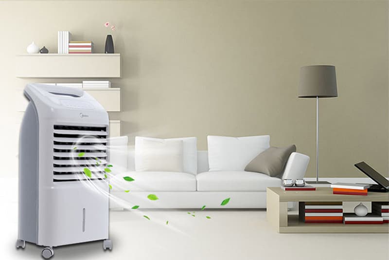 Quạt điều hòa Midea AC100-U có dung tích 7 lít