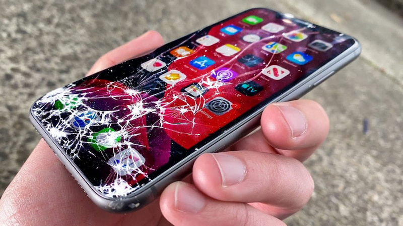 iPhone rơi vỡ ảnh hưởng phần cứng