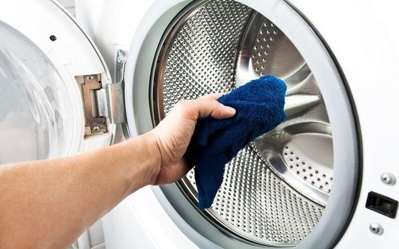 Cách mở máy giặt khi bị khoá