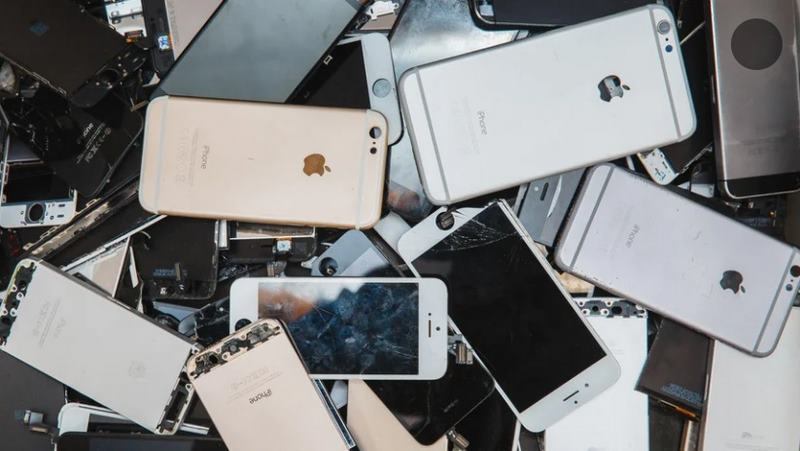 iphone dựng là gì