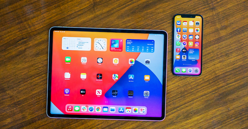 Nên mua iPhone hay iPad? Đâu là sự lựa chọn phù hợp với bạn