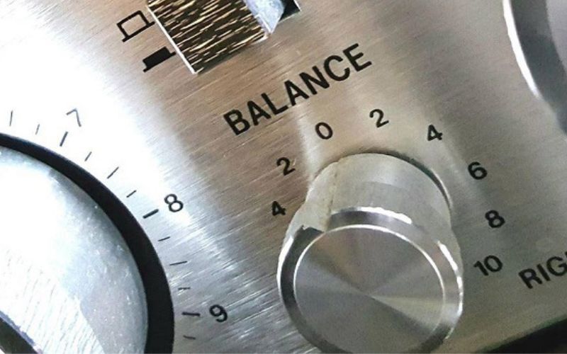 Nút Balance trên amply