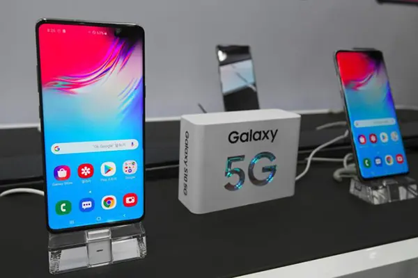 Có nên mua smartphone trang bị mạng 5G trong năm 2019?