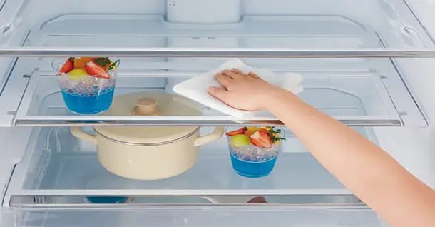 Khay tủ lạnh bị gãy? Nguyên nhân và cách khắc phục