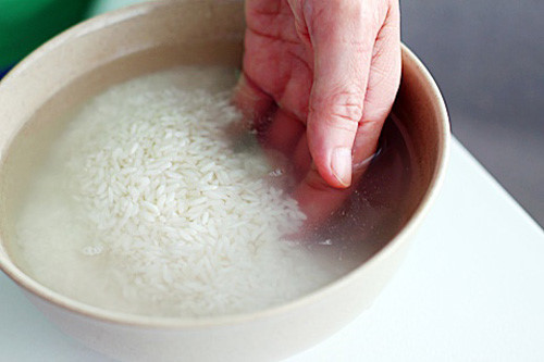 Cân đối tỉ lễ giữa gạo và nước