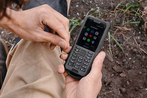 Nokia ra mắt bộ đôi sản phẩm nắp gập và siêu bền với giá bán chỉ từ 99USD