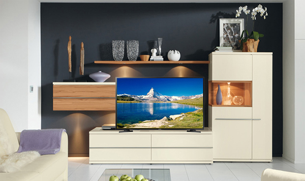 Nên chọn tivi Samsung nào cho phòng khách hiện đại?