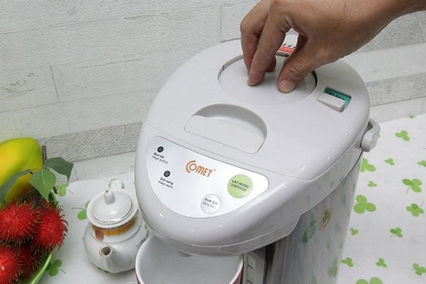 Có nên dùng bình thủy điện không
