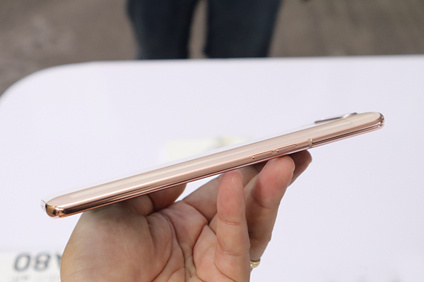 Đánh giá Samsung Galaxy A80: Camera “thụt thò” độc đáo, RAM 8GB, giá bán từ 14,99 triệu đồng 
