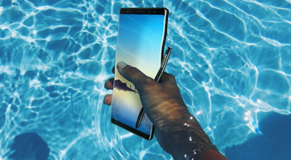 Galaxy Note 9 là sản phẩm chống nước hàng đầu của Samsung