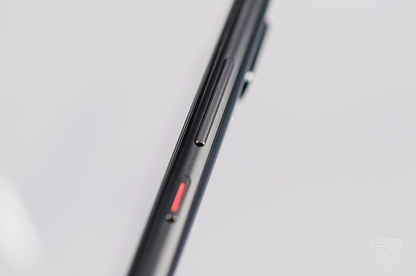 Huawei P20 và P20 Pro chính thức ra mắt với cụm 3 camera 40MP, thiết kế tai thỏ, giá từ 19 triệu đồng