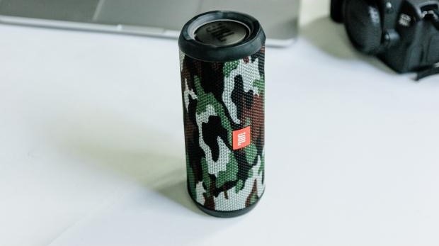 loa-bluetooth-CHARGE-3-SQUAD