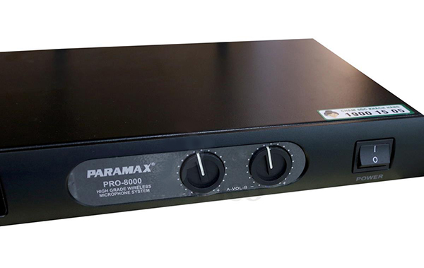 Micro không dây Paramax Pro 8000 có tốt không