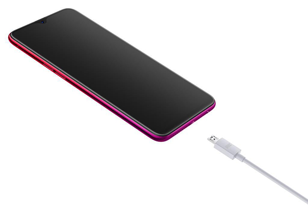 Oppo F9 lộ diện với thiết kế màn hình “giọt nước, sạc nhanh VOCC, đặt trước nhận quà giá trị lớn