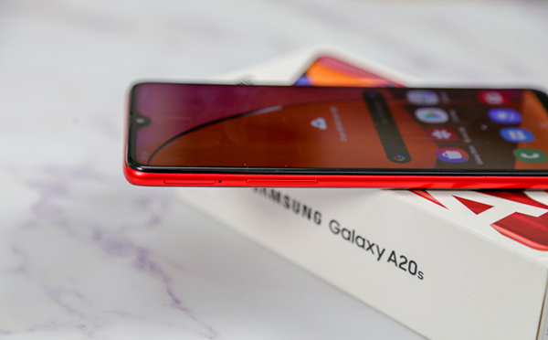 Rinh Samsung Galaxy A20s – Không những được “giá hời”, cấu hình cao mà còn được nhận quà “no nê”