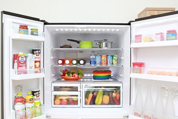 Tủ lạnh side by side có tốn điện hơn tủ lạnh thường?