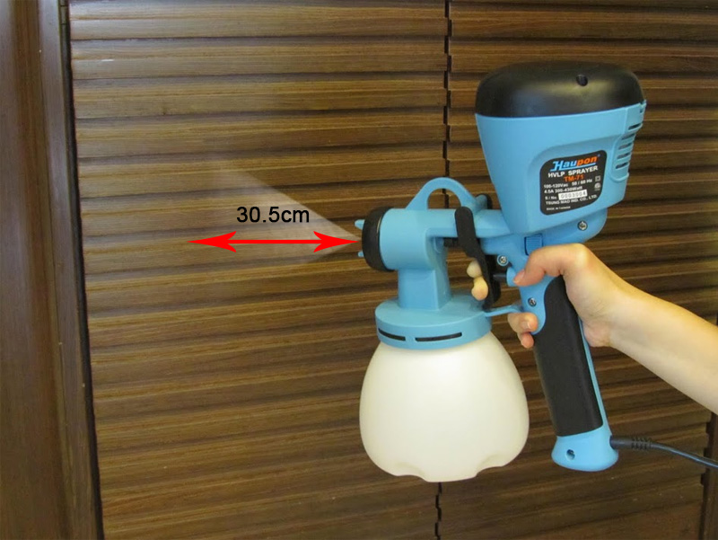 Giữ khoảng cách phun sơn