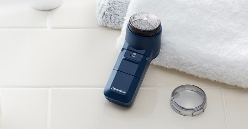 Máy cạo râu có được mang lên máy bay không