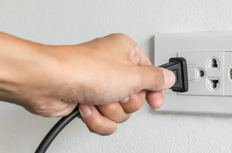 Cách khắc phục máy giặt Electrolux báo lỗi EHO do nguồn điện không ổn định