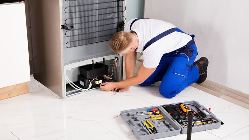 Điện áp không ổn định khiến tủ lạnh nhanh hư