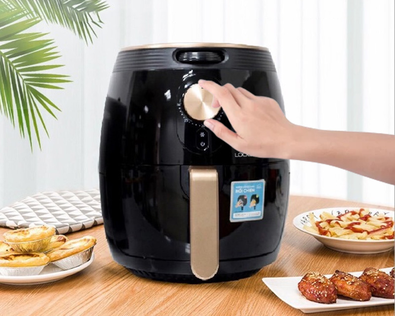 Điều chỉnh thời gian bằng núm xoay