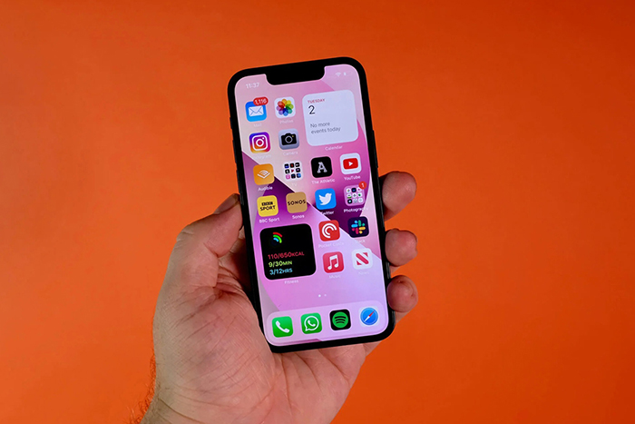 iPhone 13 mini 256GB sở hữu chip Apple A15 Bionic