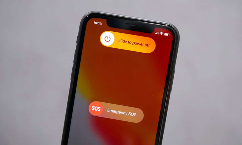 Khởi động lại điện thoại để khắc phục lỗi nút Home ảo trên iPhone 