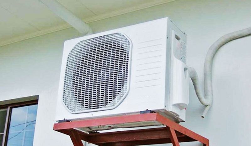 Lâu ngày không vệ sinh làm bộ lọc không khí điều hòa bị bẩn.