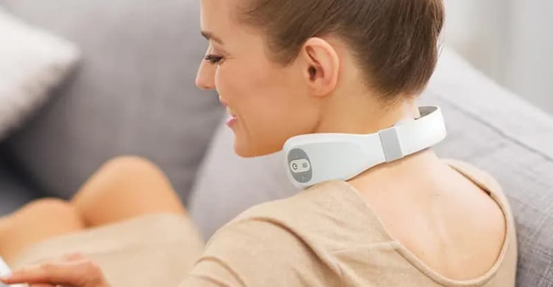 Máy massage cổ nào tốt cho dân văn phòng
