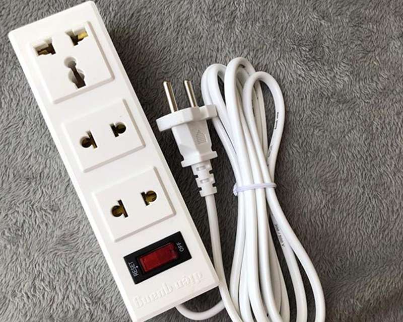 Ổ cắm điện Điện quang
