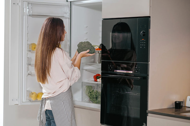 Phân vùng giữa tủ lạnh và nhà bếp gas