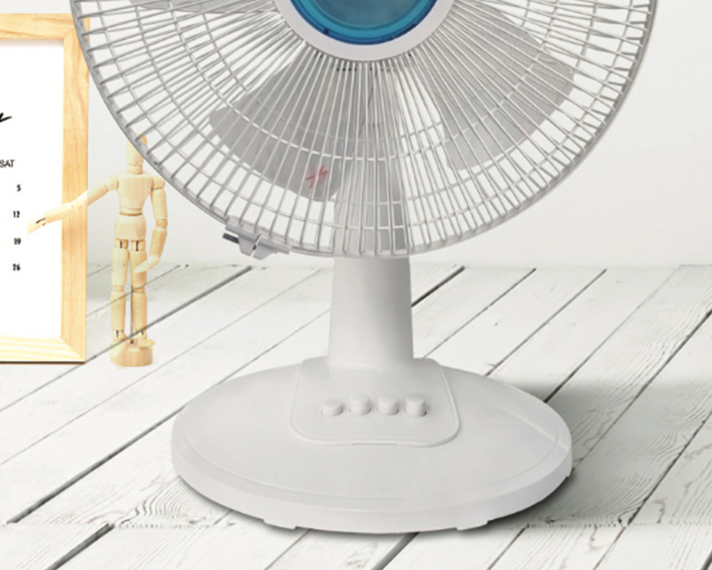 Thao tác điều khiển của AC ATF01A125-W/G khá đơn giản