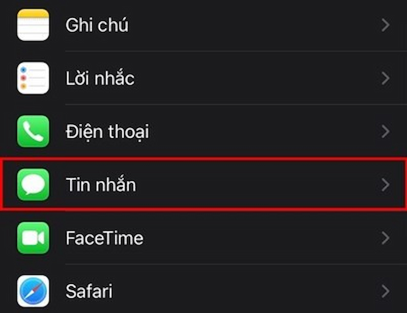 Chọn mục Tin nhắn trong điện thoại iphone