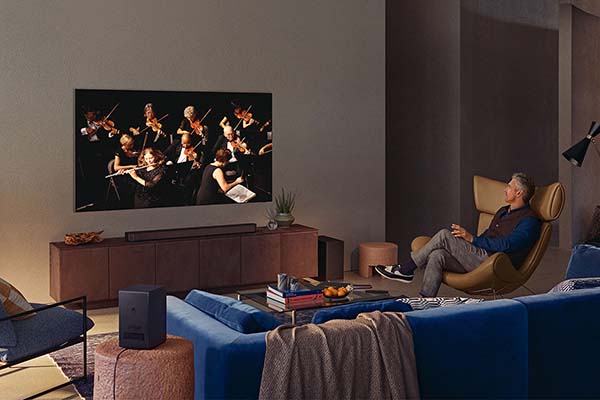 Mang cả rạp phim, khán đài sôi động về nhà với Samsung Neo QLED 8K 2022