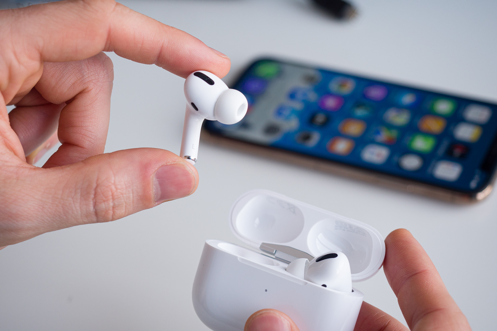 Tai nghe kết nối bằng bluetooth