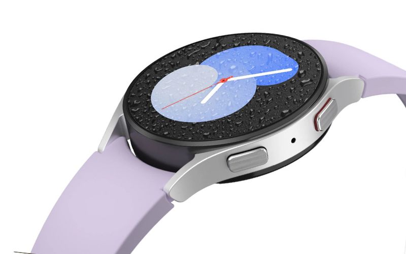 Màn hình tinh thế Sapphire có độ bền cao và kháng nước tốt
