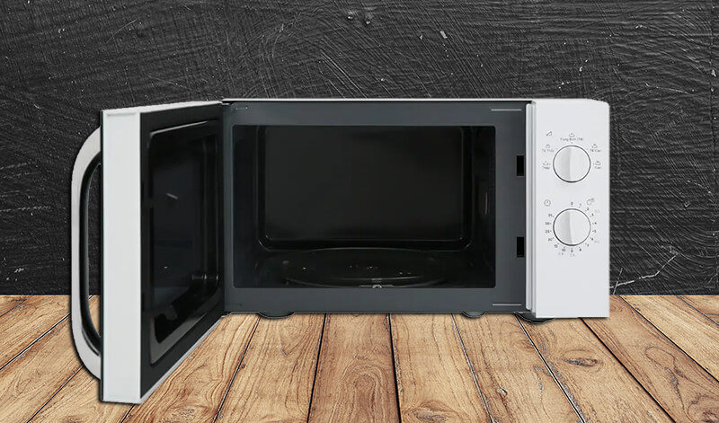 Electrolux EMM23K18GW có khoang lò lớn