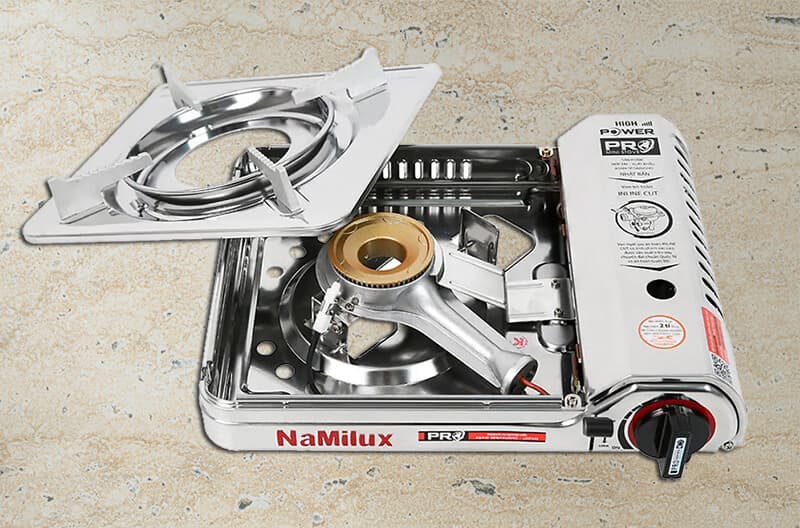 Bếp gas Namilux NH-P3031AS sở hữu thiết kế sáng bóng
