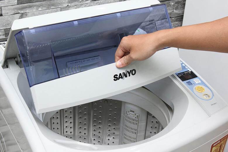 may-giat-sanyo-bao-loi-u3-3.jpg