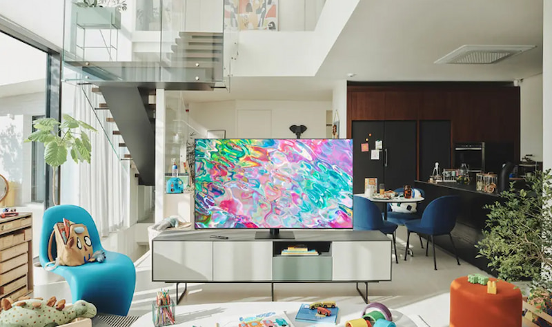 Thiết kế Smart Tivi QLED 4K Samsung 55 Inch QA55Q70B cực thanh mảnh