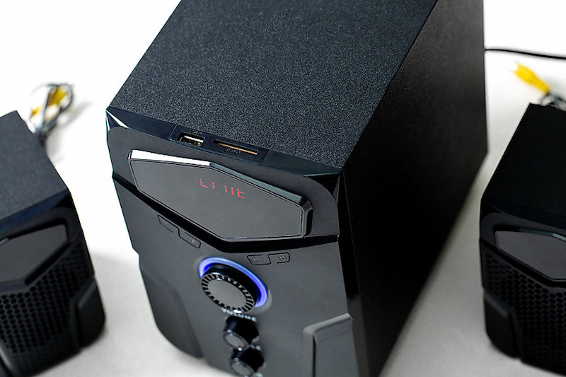 Loa Vi Tính Soundmax A827/2.1 có đa dạng cổng kết nối