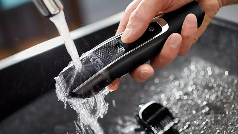 Vệ sinh tông đơ sau mỗi lần sử dụng